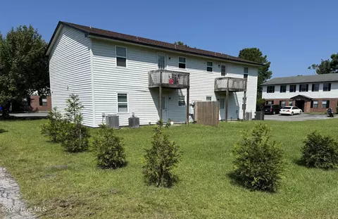 Exterior - 210 Shipman Rd #BUILDING E, Havelock, NC 28532 photo 4 of 5