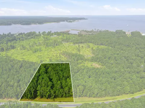 125 Merrimon Bay Dr, Beaufort, NC 28516