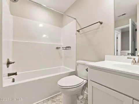 Bath - 614 Jacks Crossing Dr, Hubert, NC 28539 photo 3 of 5