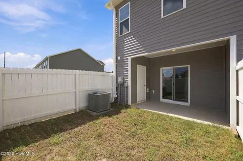 Exterior - 614 Jacks Crossing Dr, Hubert, NC 28539 photo 6 of 9