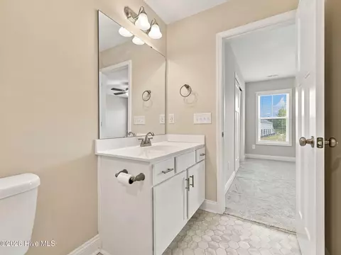 Bath - 614 Jacks Crossing Dr, Hubert, NC 28539 photo 4 of 5