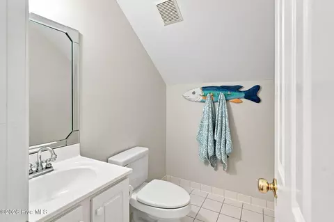 Bath - 512 Shell Dr, Kure Beach, NC 28449 photo 5 of 5