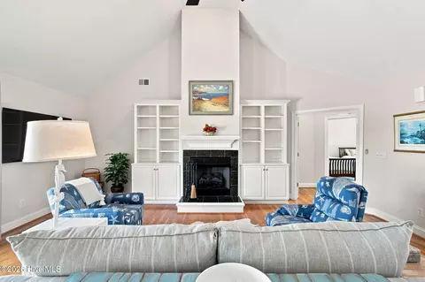Living - 512 Shell Dr, Kure Beach, NC 28449 photo 2 of 3