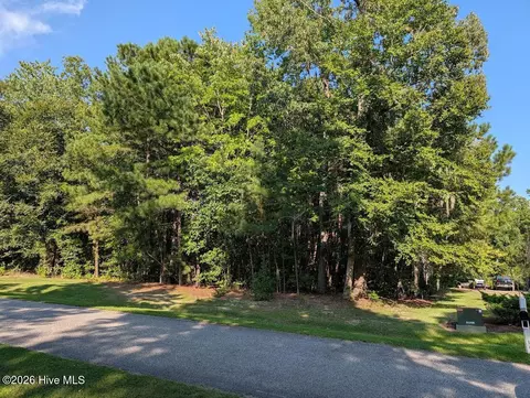 3 Beech Point Boulevard, Hertford, NC 27944