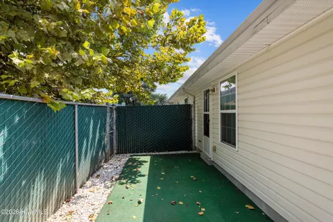 Exterior - 526 Edgecliff Ln, Evans, GA 30809 photo 3 of 3