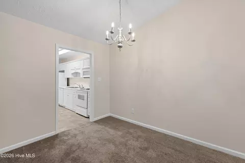 Dining - 526 Edgecliff Ln, Evans, GA 30809 photo 1 of 2