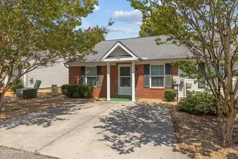 Exterior - 526 Edgecliff Ln, Evans, GA 30809 photo 1 of 3