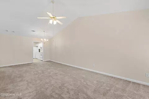Living - 526 Edgecliff Ln, Evans, GA 30809 photo 1 of 4
