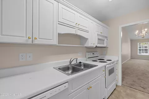 Other - 526 Edgecliff Ln, Evans, GA 30809 photo 7 of 10