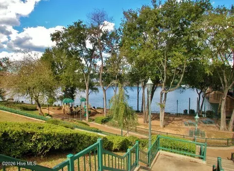 View/Area - 936 Broad St #215, Augusta, GA 30901 photo 2 of 2