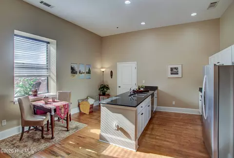 Kitchen - 936 Broad St #215, Augusta, GA 30901 photo 1 of 2