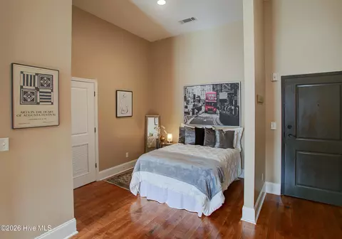 Bedroom - 936 Broad St #215, Augusta, GA 30901 photo 2 of 3