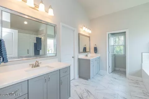 Bath - 1812 Preservation Cir, Evans, GA 30809 photo 7 of 10