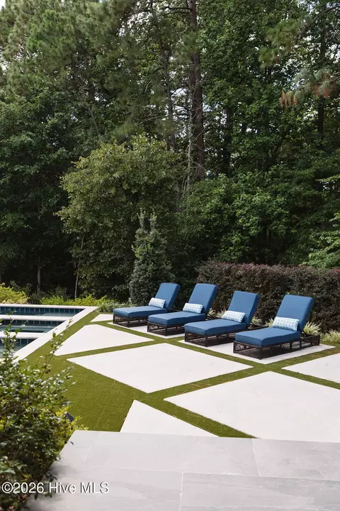 Exterior - 106 Haddington Dr, Pinehurst, NC 28374 photo 2 of 4