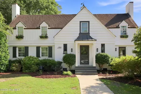 1702 E 5th St, Greenville, NC 27858