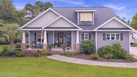 120 Pine Bluff Dr, Morehead City, NC 28557