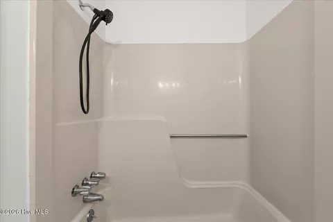 Bath - 128 Silver Maple Ct, Martinez, GA 30907 photo 4 of 4