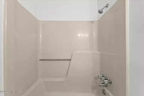 Bath - 128 Silver Maple Ct, Martinez, GA 30907 photo 2 of 4
