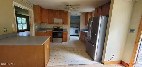 Entry Way - 379 Maple Rd, Maple, NC 27956 photo 1 of 1