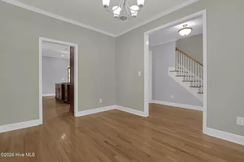 Entry Way - 305 Hickory Ln, Hampstead, NC 28443 photo 4 of 6