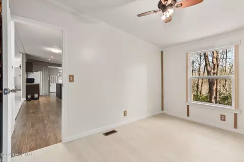 Bedroom - 89 Kanati Trl, Murphy, NC 28906 photo 6 of 6