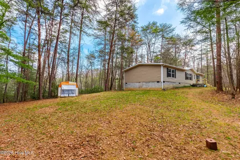 Exterior - 89 Kanati Trl, Murphy, NC 28906 photo 9 of 13
