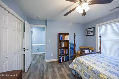 Bedroom - 165 Pinecroft Dr, Dunn, NC 28334 photo 4 of 5