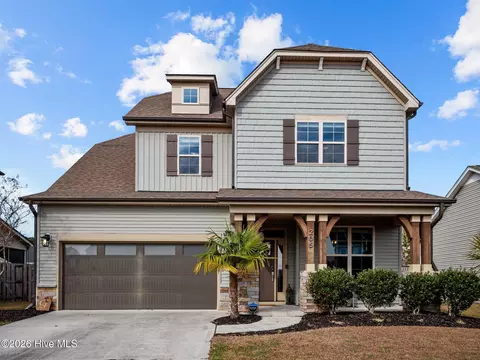 205 Willow Ridge Dr, Holly Ridge, NC 28445