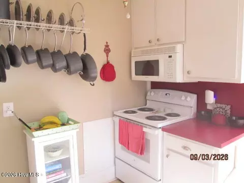 Kitchen - 104 E 13th St, Washington, NC 27889 photo 1 of 2
