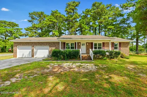 1000 Hedrick Blvd, Morehead City, NC 28557