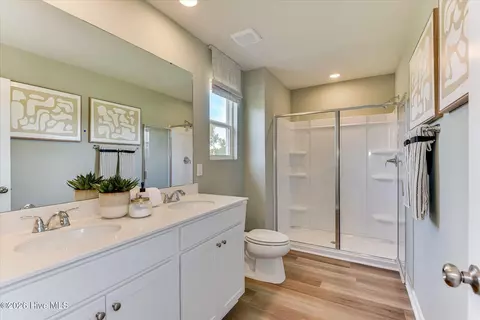 Bath - 249 Sparrow Ln, Thomson, GA 30824 photo 2 of 3