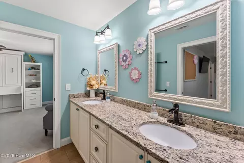 Bath - 4037 Dewaal St, Evans, GA 30809 photo 10 of 12