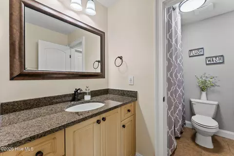 Bath - 4037 Dewaal St, Evans, GA 30809 photo 8 of 12