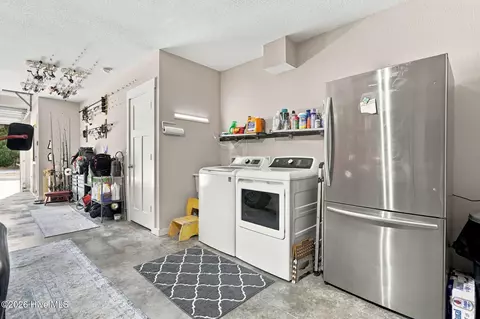 Other - 902 W Corrigan St #A, Kill Devil Hills, NC 27948 photo 6 of 10