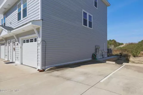Exterior - 902 W Corrigan St #A, Kill Devil Hills, NC 27948 photo 3 of 5