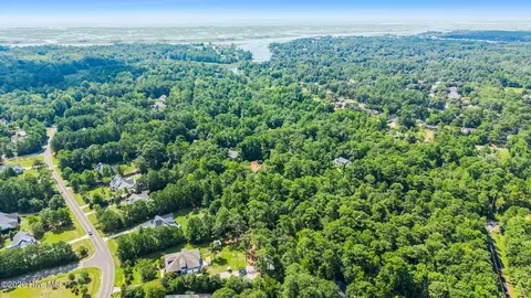 205 Creekview Dr, Hampstead, NC 28443 photo 5