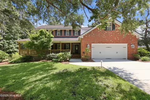 117 Woodridge Dr, Morehead City, NC 28557