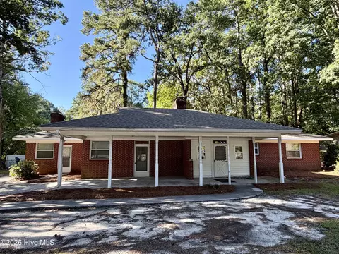 915 SE Greenville Blvd, Greenville, NC 27858