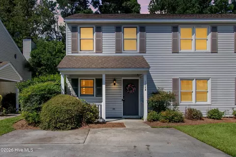 128 Lullwater Dr UNIT B, Wilmington, NC 28403