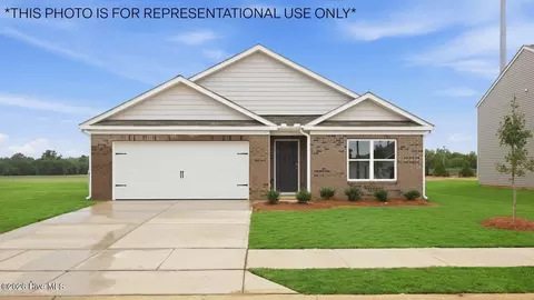 2021 Montalvan Dr, Greenville, NC 27834