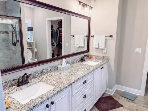 Bath - 119 Cypress Dr, Mccormick, SC 29835 photo 2 of 2