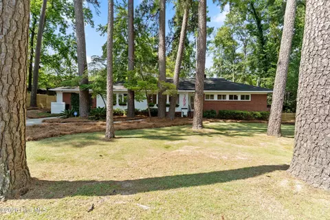 Exterior - 411 Ashland Dr, Augusta, GA 30909 photo 6 of 17