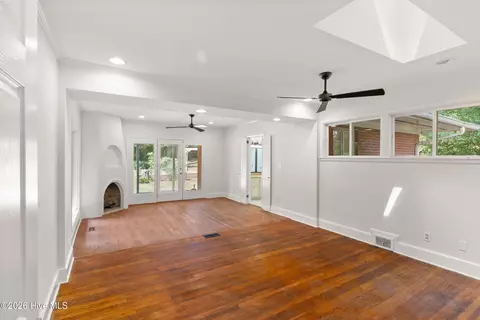 Living - 411 Ashland Dr, Augusta, GA 30909 photo 7 of 8