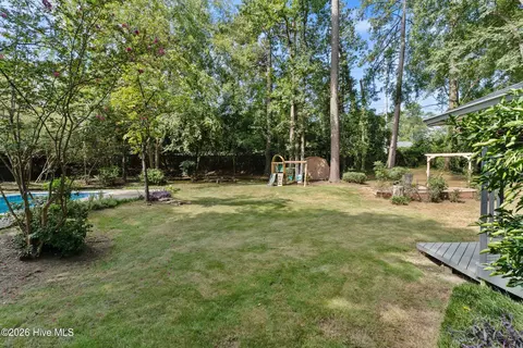 Exterior - 411 Ashland Dr, Augusta, GA 30909 photo 13 of 17