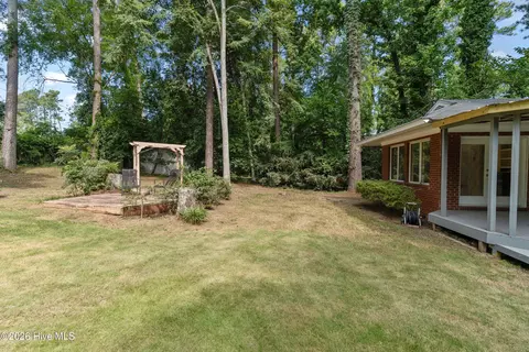 Exterior - 411 Ashland Dr, Augusta, GA 30909 photo 14 of 17