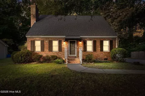 1020 Ridgemeadow Ln, Rocky Mount, NC 27803