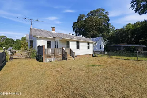 Exterior - 3959 Highway 11 S, Deep Run, NC 28525 photo 1 of 10