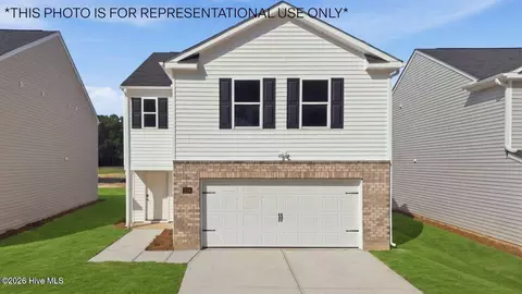2016 Montalvan Dr, Greenville, NC 27834