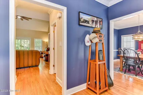 Entry Way - 1654 NE Cedar Creek Dr, Thomson, GA 30824 photo 3 of 4