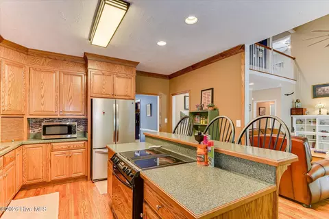 Kitchen - 1654 NE Cedar Creek Dr, Thomson, GA 30824 photo 3 of 5